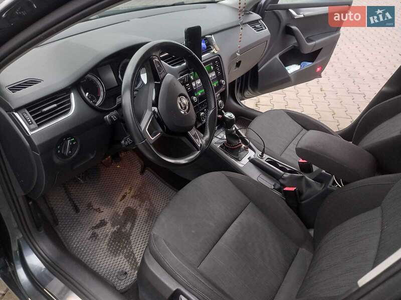 Универсал Skoda Octavia 2018 в Ужгороде фото 2 Универсал Skoda Octavia 2018 в Ужгороде