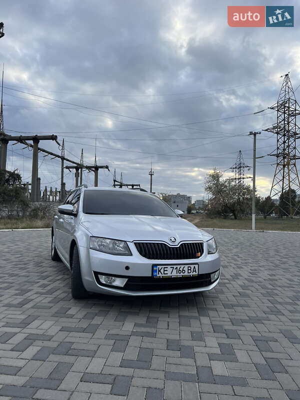 Универсал Skoda Octavia 2014 в Днепре фото Универсал Skoda Octavia 2014 в Днепре