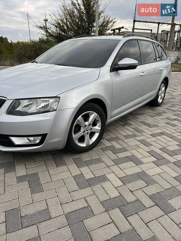 Универсал Skoda Octavia 2014 в Днепре фото 4 Универсал Skoda Octavia 2014 в Днепре