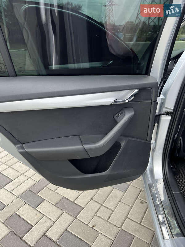 Универсал Skoda Octavia 2014 в Днепре фото 15 Универсал Skoda Octavia 2014 в Днепре