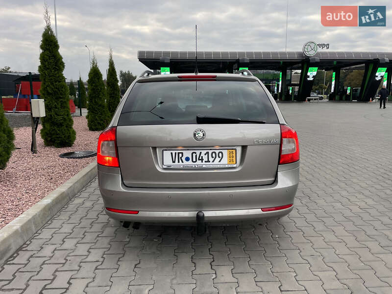 Универсал Skoda Octavia 2010 в Луцке фото 6 Универсал Skoda Octavia 2010 в Луцке