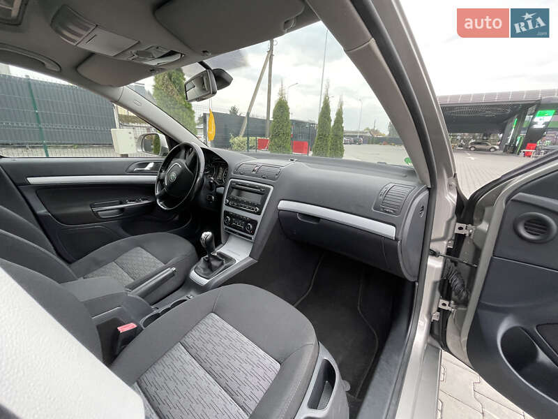 Универсал Skoda Octavia 2010 в Луцке фото 17 Универсал Skoda Octavia 2010 в Луцке