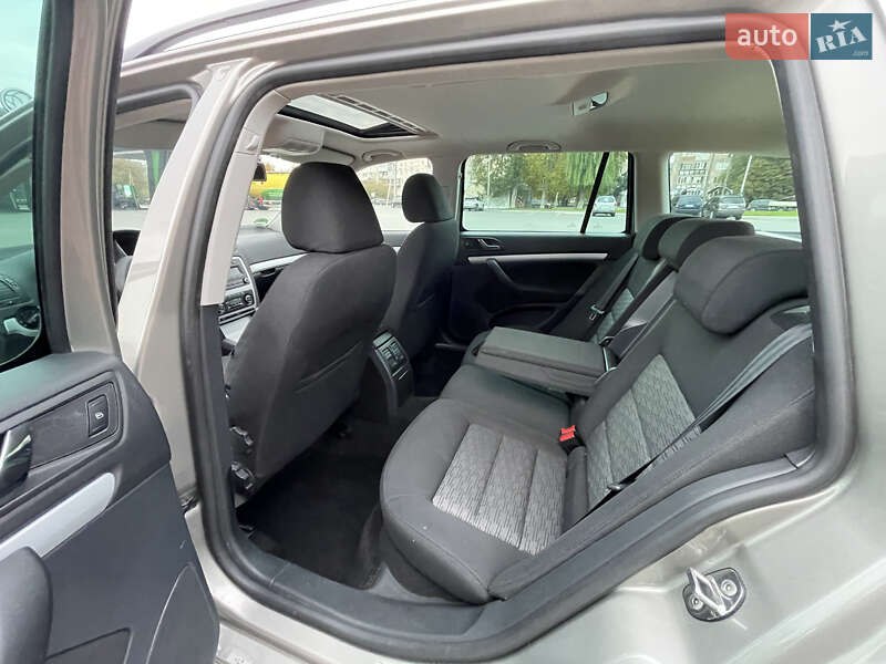 Универсал Skoda Octavia 2010 в Луцке фото 24 Универсал Skoda Octavia 2010 в Луцке