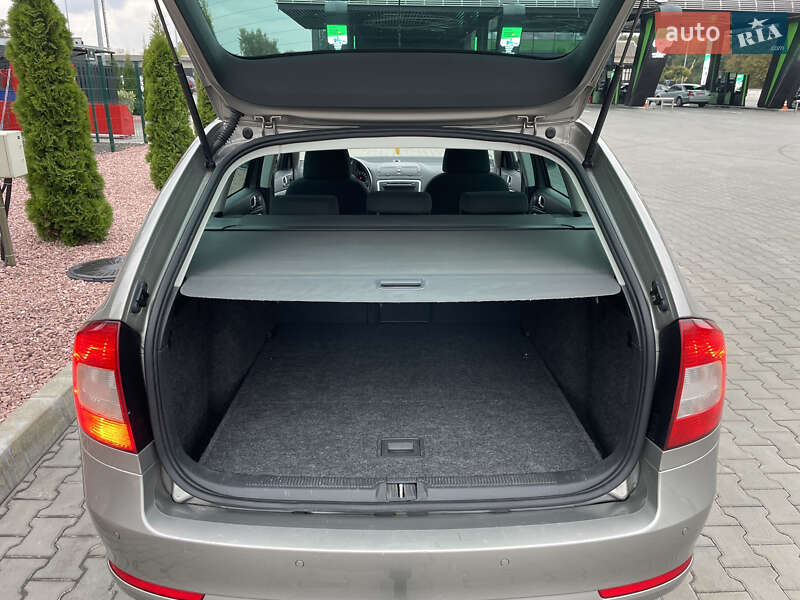 Универсал Skoda Octavia 2010 в Луцке фото 41 Универсал Skoda Octavia 2010 в Луцке