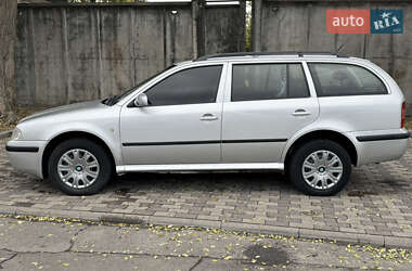 Универсал Skoda Octavia 2002 в  фото 6 Универсал Skoda Octavia 2002 в