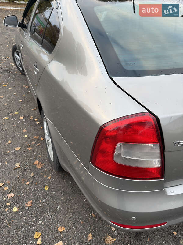 Лифтбек Skoda Octavia 2010 в Павлограде фото 8 Лифтбек Skoda Octavia 2010 в Павлограде