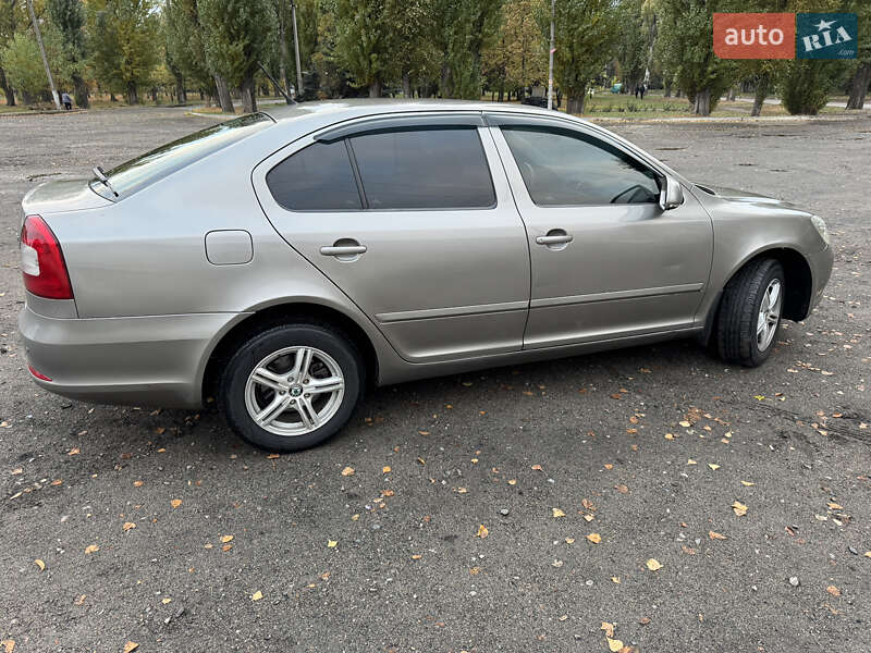 Лифтбек Skoda Octavia 2010 в Павлограде фото 12 Лифтбек Skoda Octavia 2010 в Павлограде