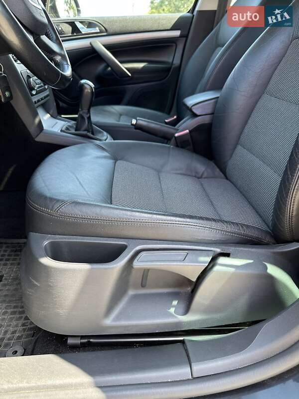 Универсал Skoda Octavia 2009 в Белогородке фото 18 Универсал Skoda Octavia 2009 в Белогородке