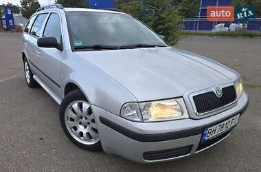 Універсал Skoda Octavia 2004 в Одесі