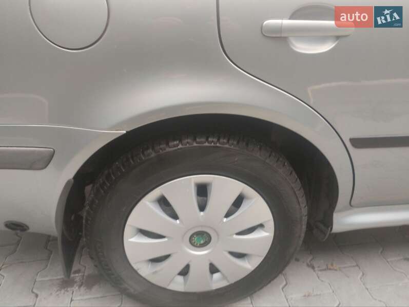 Универсал Skoda Octavia 2001 в Киеве