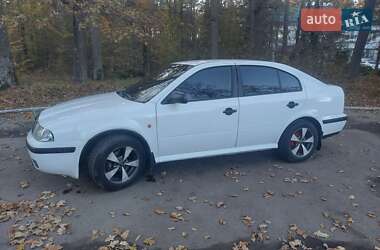 Лифтбек Skoda Octavia 2000 в 