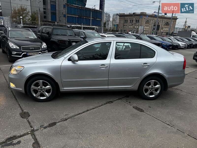 Лифтбек Skoda Octavia 2011 в Харькове