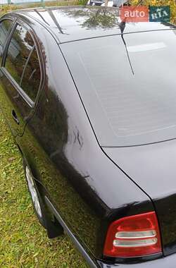 Лифтбек Skoda Octavia 2010 в 
