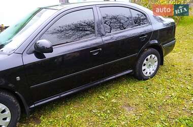 Лифтбек Skoda Octavia 2010 в 