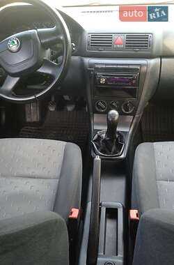 Лифтбек Skoda Octavia 2010 в 