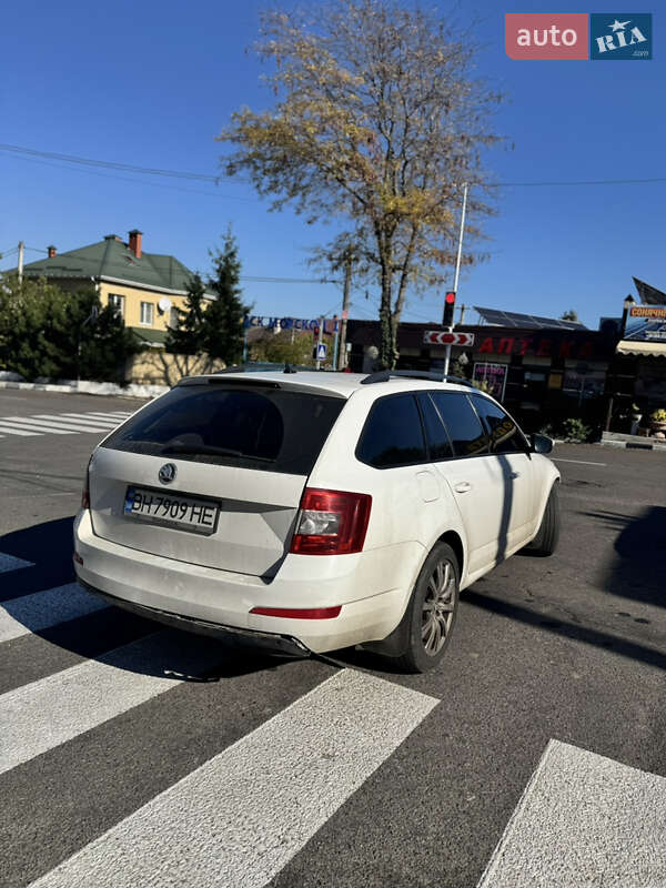 Універсал Skoda Octavia 2014 в Одесі