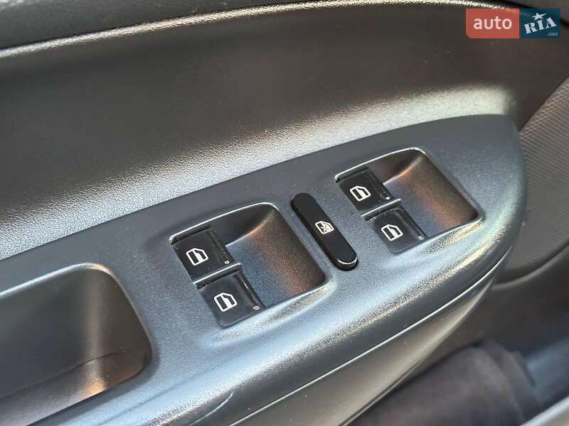 Универсал Skoda Octavia 2011 в Одессе