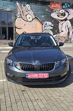 Универсал Skoda Octavia 2019 в Луцке