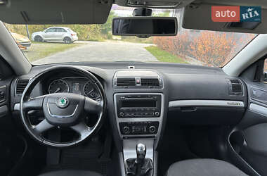 Универсал Skoda Octavia 2010 в 