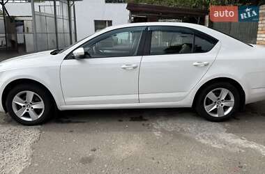Лифтбек Skoda Octavia 2013 в 