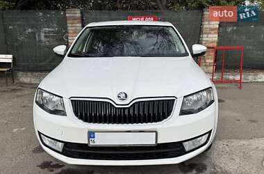 Лифтбек Skoda Octavia 2013 в 