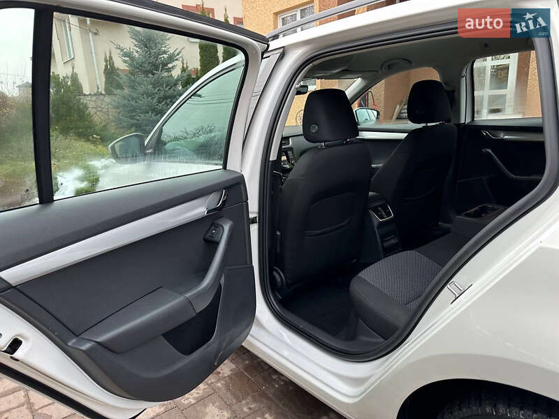 Универсал Skoda Octavia 2016 в Тернополе фото 51 Универсал Skoda Octavia 2016 в Тернополе