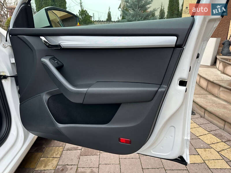 Универсал Skoda Octavia 2016 в Тернополе фото 78 Универсал Skoda Octavia 2016 в Тернополе