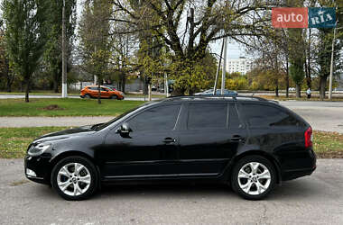 Универсал Skoda Octavia 2010 в 