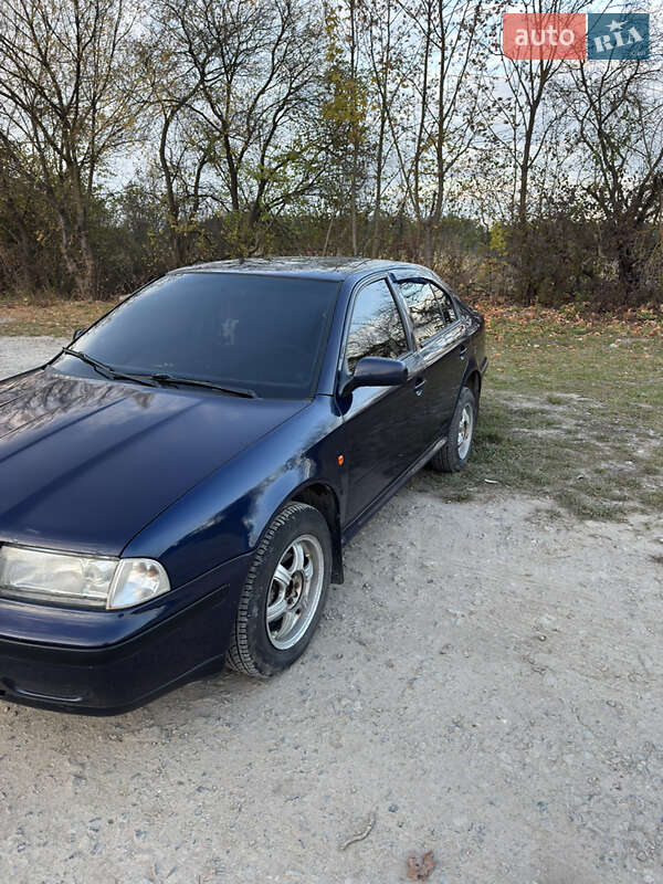 Лифтбек Skoda Octavia 2000 в Чорткове фото 2 Лифтбек Skoda Octavia 2000 в Чорткове