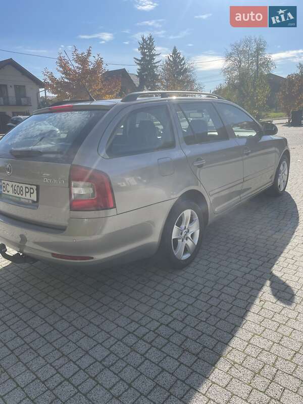 Универсал Skoda Octavia 2009 в Винниках фото 5 Универсал Skoda Octavia 2009 в Винниках