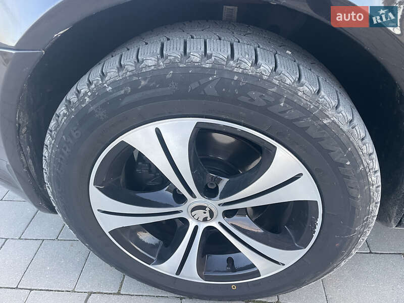 Лифтбек Skoda Octavia 2012 в Виноградове фото 12 Лифтбек Skoda Octavia 2012 в Виноградове