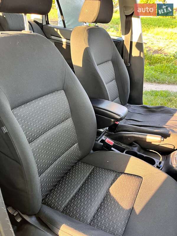 Универсал Skoda Octavia 2011 в Дашеве