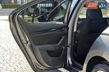Лифтбек Skoda Octavia 2023 в 