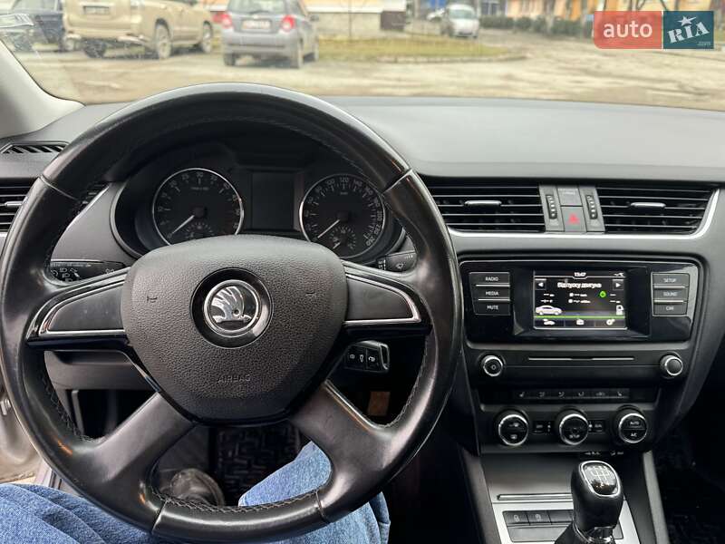 Універсал Skoda Octavia 2014 в Кам'янець-Подільському