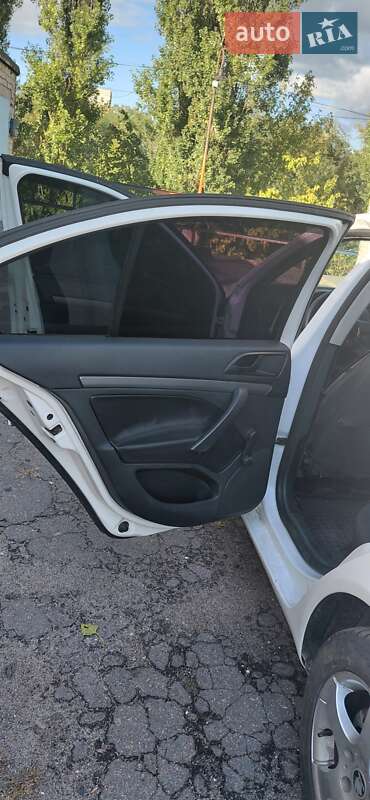 Ліфтбек Skoda Octavia 2010 в Харкові фото 6 Ліфтбек Skoda Octavia 2010 в Харкові