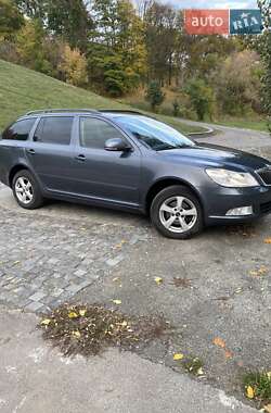 Универсал Skoda Octavia 2011 в 
