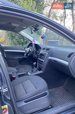 Универсал Skoda Octavia 2011 в 