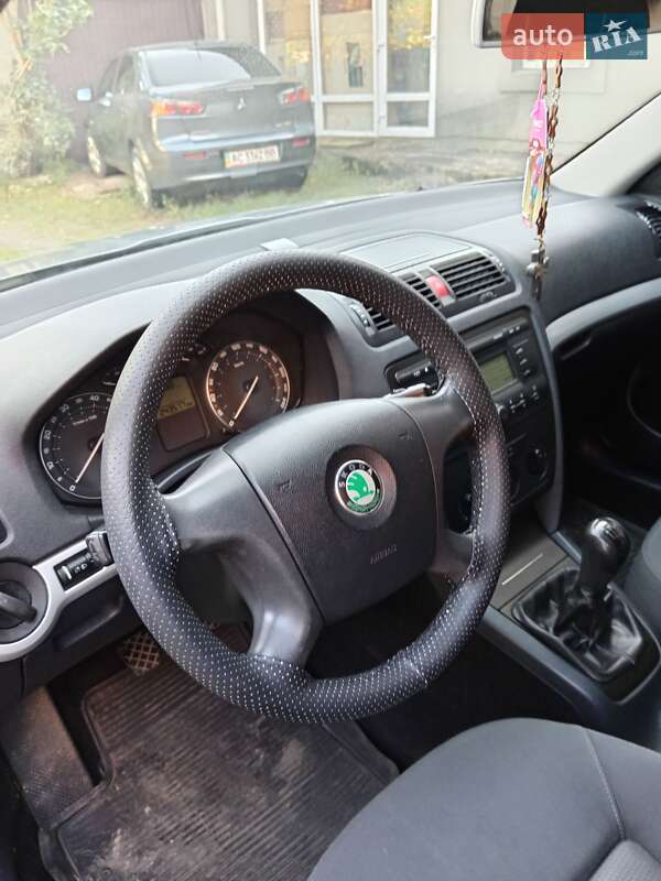 Универсал Skoda Octavia 2004 в Луцке фото 7 Универсал Skoda Octavia 2004 в Луцке