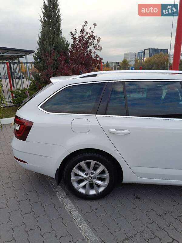 Универсал Skoda Octavia 2017 в Львове