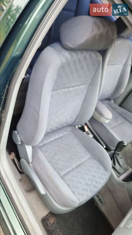 Лифтбек Skoda Octavia 2000 в Киеве фото 20 Лифтбек Skoda Octavia 2000 в Киеве