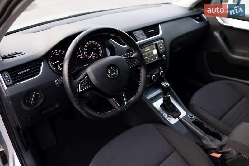 Универсал Skoda Octavia 2016 в Луцке фото 12 Универсал Skoda Octavia 2016 в Луцке