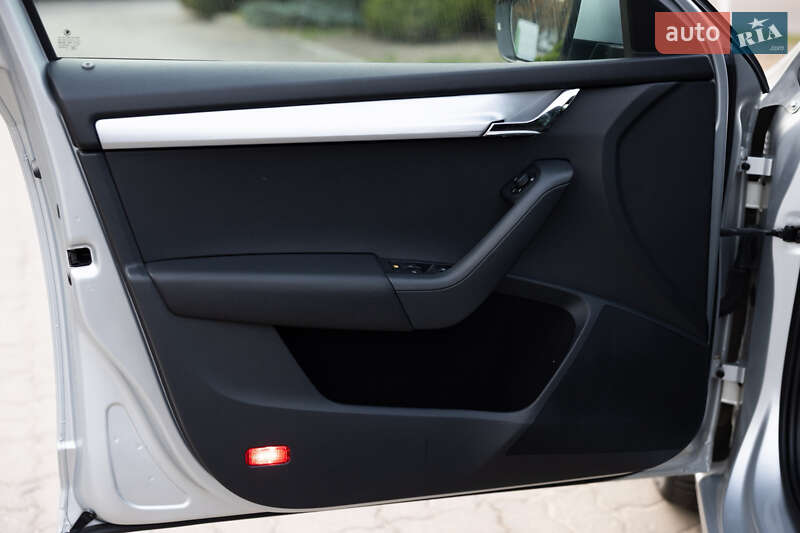 Универсал Skoda Octavia 2016 в Луцке фото 13 Универсал Skoda Octavia 2016 в Луцке