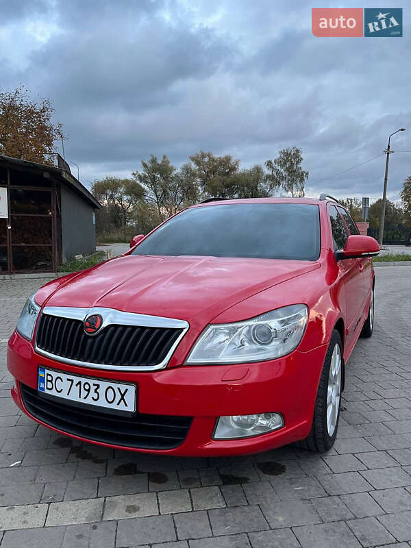 Универсал Skoda Octavia 2011 в Дрогобыче