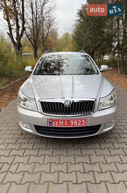 Универсал Skoda Octavia 2012 в 
