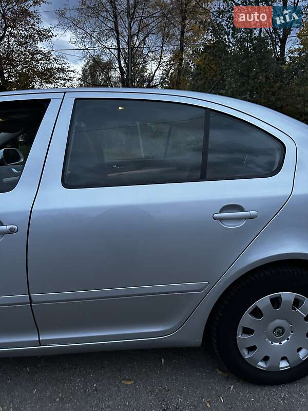 Ліфтбек Skoda Octavia 2011 в Надвірній фото 37 Ліфтбек Skoda Octavia 2011 в Надвірній