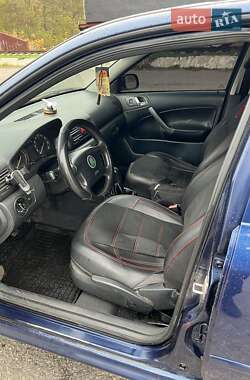 Лифтбек Skoda Octavia 2002 в  фото 5 Лифтбек Skoda Octavia 2002 в