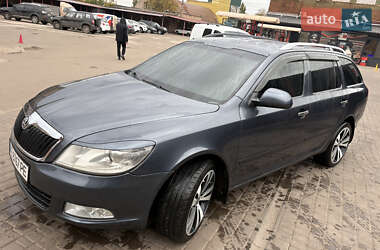 Универсал Skoda Octavia 2010 в 