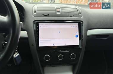 Универсал Skoda Octavia 2010 в 