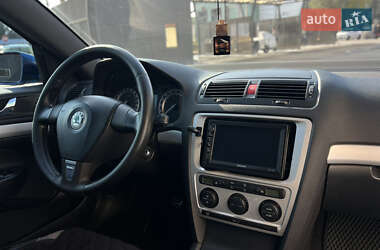 Ліфтбек Skoda Octavia 2006 в  фото 14 Ліфтбек Skoda Octavia 2006 в