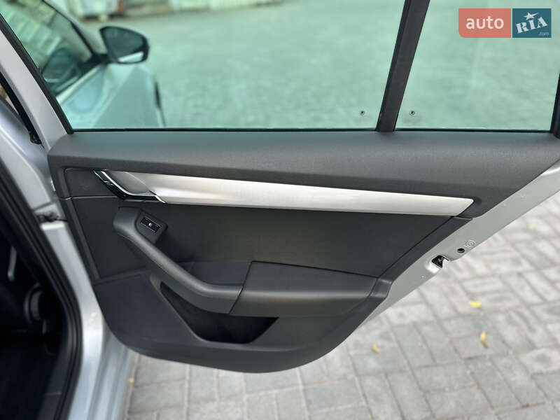 Универсал Skoda Octavia 2014 в Запорожье